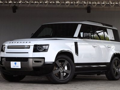 LAND ROVER DEFENDER - 6