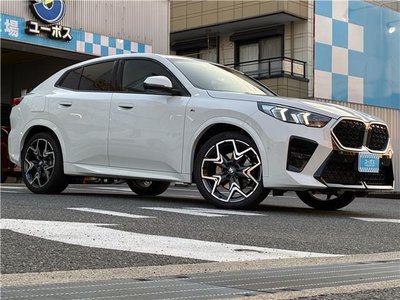 2025 BMW X2 thumbnail 16