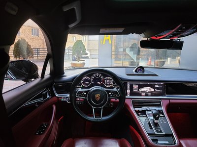 PORSCHE PANAMERA - 7