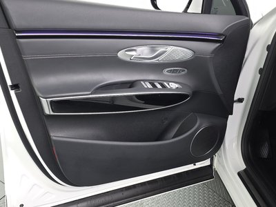 2024 Genesis GV70 — миниатюра 14