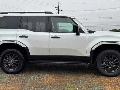 TOYOTA LAND CRUISER 250 - 3