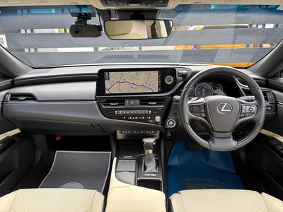 LEXUS ES - 7