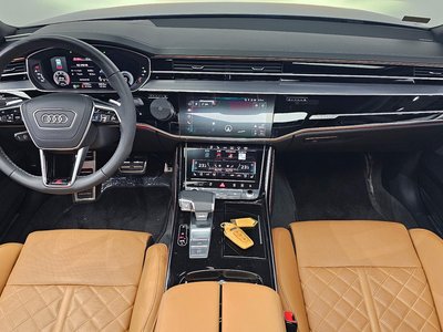 AUDI A8 - 5