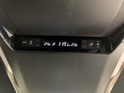صورة مصغرة 22 لـ 2023 Toyota VELLFIRE