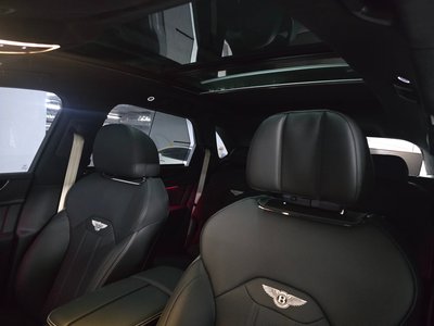 صورة مصغرة 14 لـ 2025 Bentley BENTAYGA