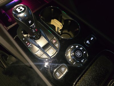صورة مصغرة 15 لـ 2025 Bentley BENTAYGA