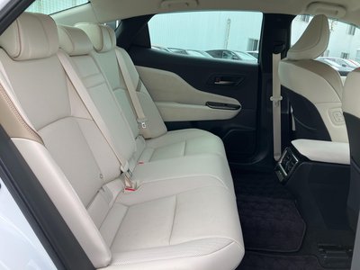 2025 Toyota CROWN CROSSOVER 照片 9