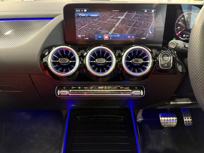 2025 Mercedes-BENZ GLA 缩略图 18