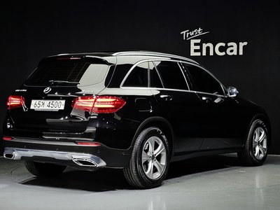 MERCEDES-BENZ GLC - 4