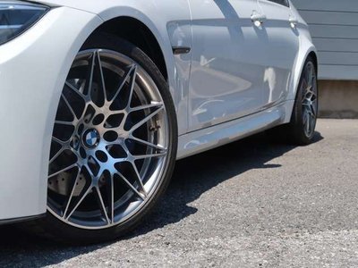 BMW M3 SEDAN - 7