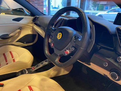 صورة مصغرة 28 لـ 2016 Ferrari 488 SPIDER
