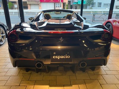 صورة مصغرة 11 لـ 2016 Ferrari 488 SPIDER