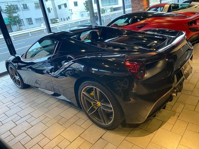 صورة مصغرة 45 لـ 2016 Ferrari 488 SPIDER