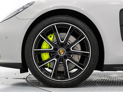 PORSCHE PANAMERA - 6