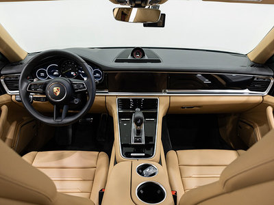 PORSCHE PANAMERA - 5