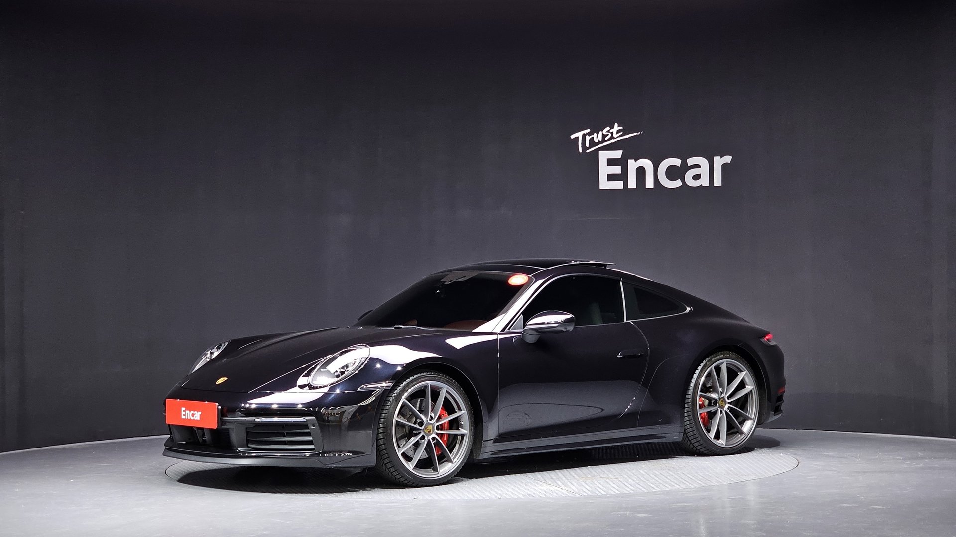 PORSCHE 911 - View 1