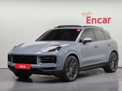 صورة 1 لـ 2025 Porsche CAYENNE