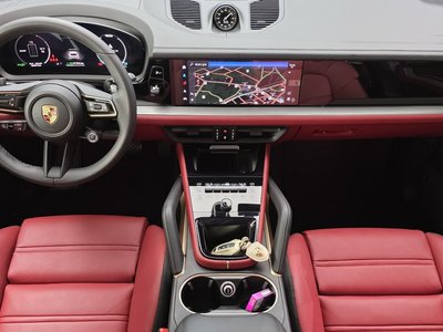 صورة 5 لـ 2025 Porsche CAYENNE