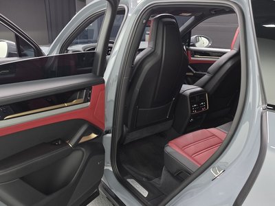 2025 Porsche CAYENNE 缩略图 11