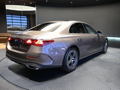 MERCEDES-BENZ E-CLASS - 5