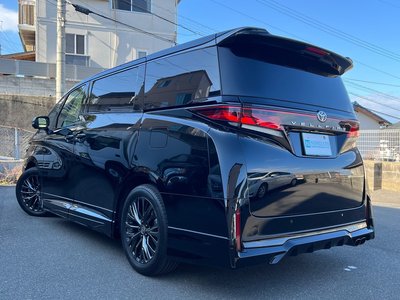TOYOTA VELLFIRE - 3