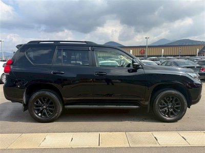 TOYOTA LAND CRUISER PRADO - 10