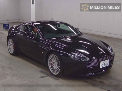 ASTON MARTIN V8 VANTAGE