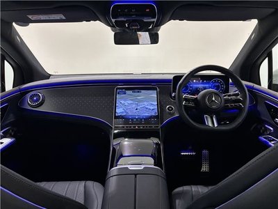 2024 Mercedes-BENZ EQE — миниатюра 30