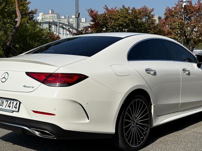 MERCEDES-BENZ CLS - 8