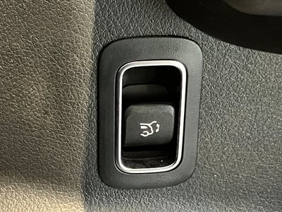 2024 Mercedes-BENZ GLB 缩略图 30