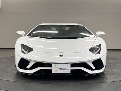 LAMBORGHINI AVENTADOR - 9