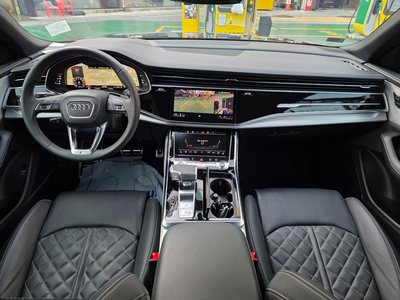 2023 AUDI Q8 — фото 4