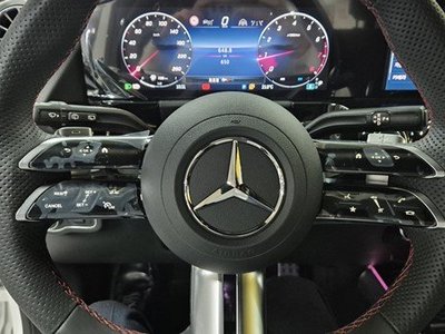 MERCEDES-BENZ GLA - 10