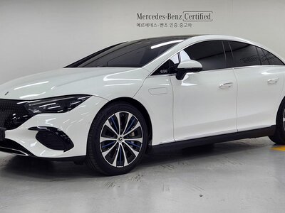 MERCEDES-BENZ EQE