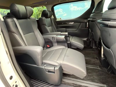 2023 Toyota ALPHARD 照片 9