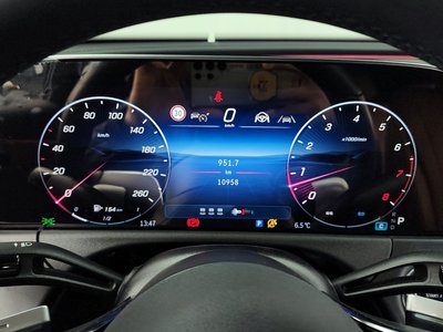 MERCEDES-BENZ E-CLASS - 8