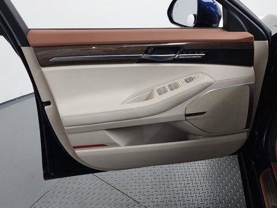 2020 Genesis G90 — миниатюра 14