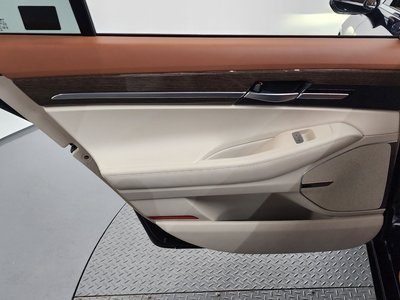 2020 Genesis G90 — миниатюра 15