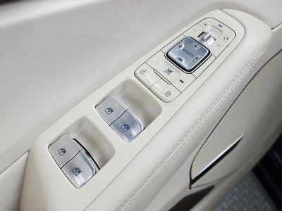 2020 Genesis G90 — миниатюра 34