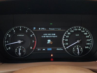 2020 Genesis G90 — миниатюра 11