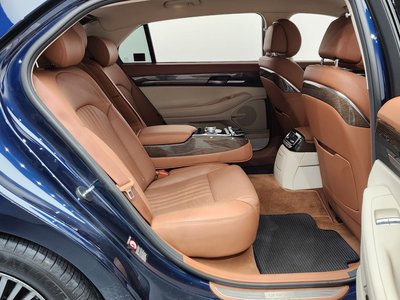 2020 Genesis G90 — миниатюра 17