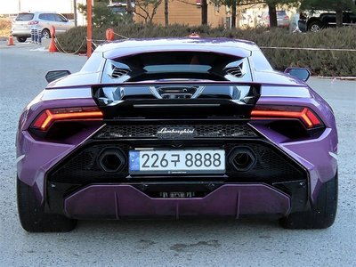 LAMBORGHINI HURACAN - 3