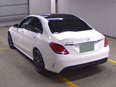 صورة 2 لـ 2017 Mercedes-BENZ C-CLASS AMG