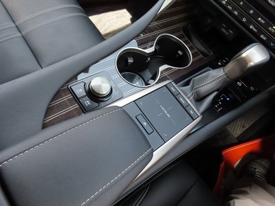 2021 Lexus RX — миниатюра 78