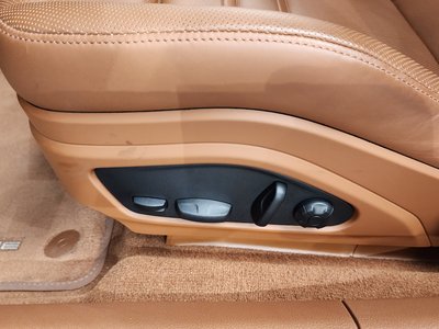 2023 Porsche PANAMERA thumbnail 31
