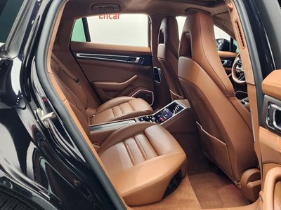 2023 Porsche PANAMERA thumbnail 17