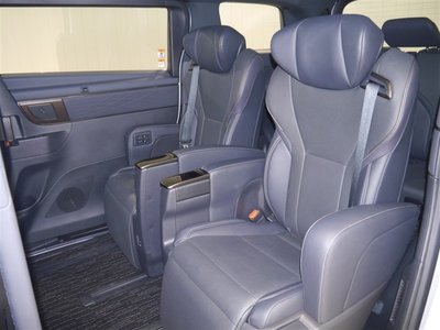TOYOTA ALPHARD - 10