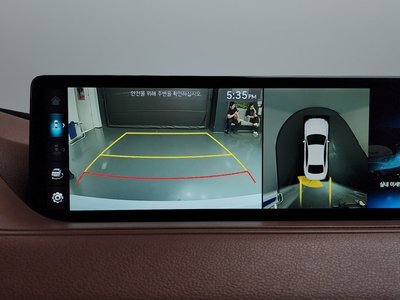 2021 Genesis ELECTRIFIED G80 (RG3) — миниатюра 20