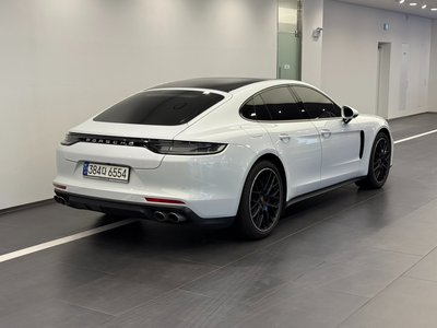 PORSCHE PANAMERA - 6