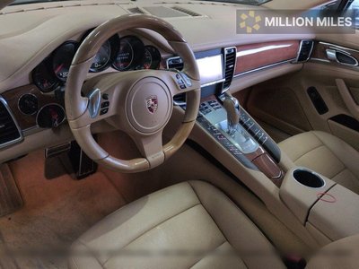 PORSCHE PANAMERA - 3